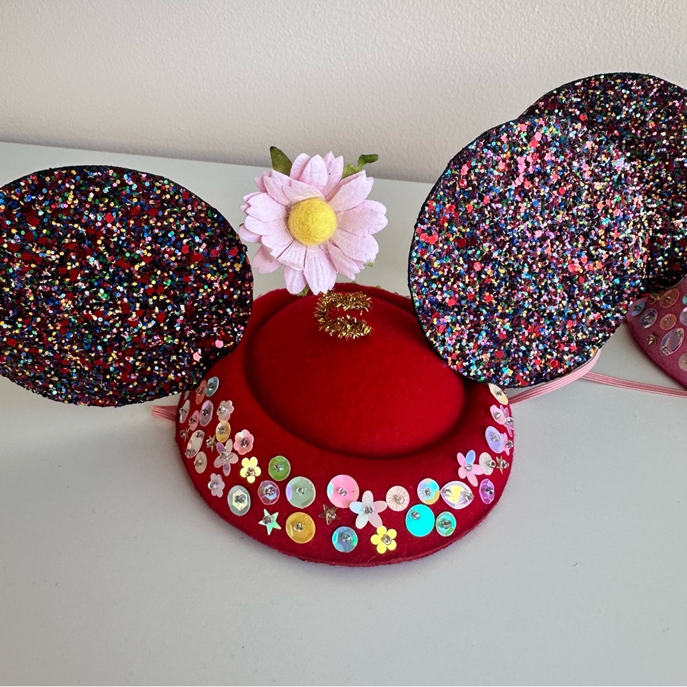 Red Mouse Ear top Hat with Floral Accents - Picture 3 of 4